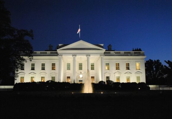 White House reviews CFTC prediction-market rule as Trump backs federal control