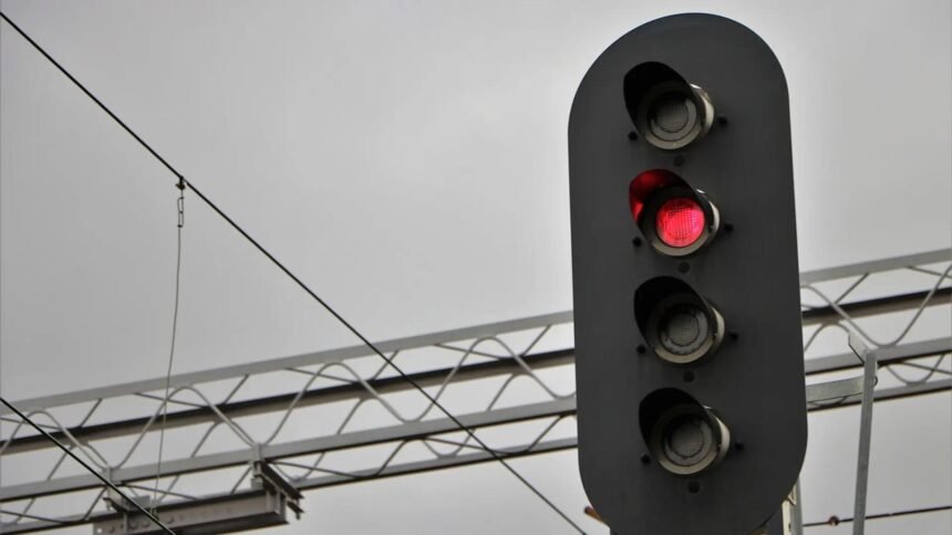 The bond market is flashing a clear signal on interest rates. Bitcoin bulls should take note
