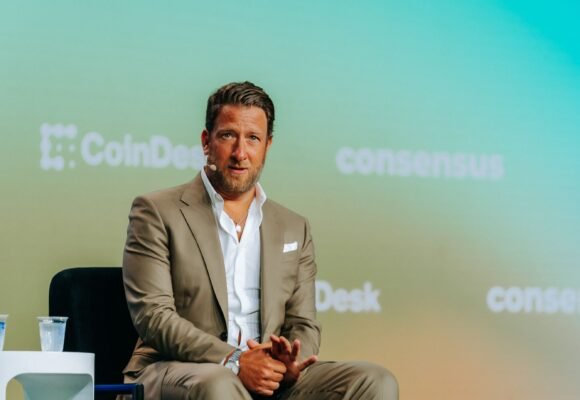 Barstool’s Portnoy plans to hold bitcoin down to zero after timing it wrong every time